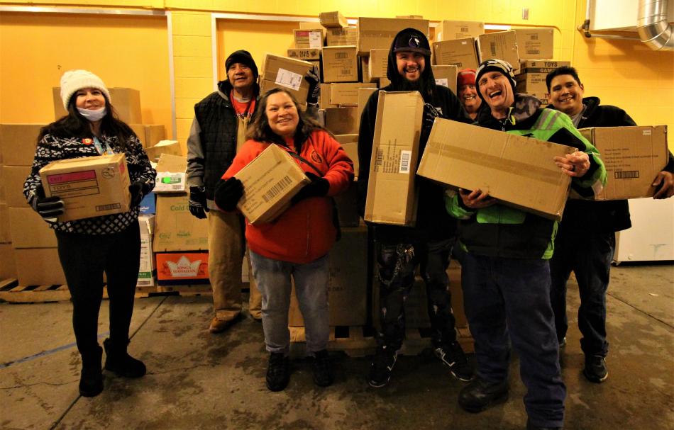 TFT-2022 DF deliver TFT Leech Lake Volunteers & Mpls AIM New Years Pow Wow 